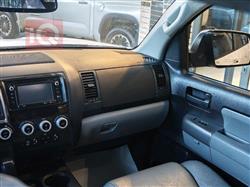 تويوتا سيكويا